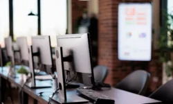 IBM обновляет кадровую политику с внедрением инноваций и ИИ Джеймсом Каваной obnovlyaet kadrovuyu politiku s vnedreniem innovaczij i ii dzhejmsom kavanoj-ul-rks-ru-0