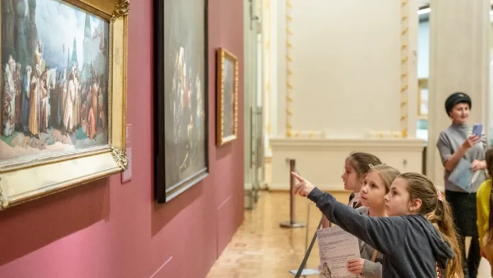 departament kultury moskvy organizoval plener na vystavke vdnh s rabotami russkogo muzeya-ul-rks-ru-0