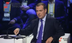 Дмитрий Медведев рассказывает о развитии Крыма и новых регионов dmitrij medvedev rasskazyvaet o razvitii kryma i novyh regionov-ul-rks-ru-0