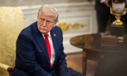 Дональд Трамп готовится к обсуждению дел Эпштейна с Конгрессом donald tramp gotovitsya k obsuzhdeniyu del epshtejna s kongressom-ul-rks-ru-0