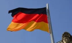 Ханс Нойхофф из "Альтернативы для Германии" посетит форум БРИКС в Сочи hans nojhoff iz alternativy dlya germanii posetit forum briks v sochi-ul-rks-ru-0