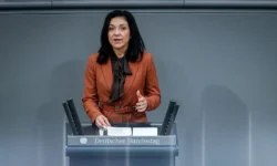 katerina rajhe i alis vajdel vidyat pozitivnye puti dlya ekonomiki germanii-ul-rks-ru-0