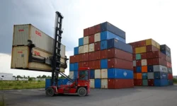 Ключевые шаги Еврокомиссии и США по изменению списка пошлин на товары ЕС klyuchevye shagi evrokomissii i ssha po izmeneniyu spiska poshlin na tovary es-ul-rks-ru-0