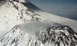 МЧС предупреждает о готовности вулкана Безымянный к извержению mchs preduprezhdaet o gotovnosti vulkana bezymyannyj k izverzheniyu-ul-rks-ru-0