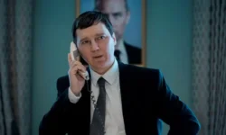 Михаил Швыдкой о законности проката "Кремлевского волшебника" с Джудом Лоу mihail shvydkoj o zakonnosti prokata kremlevskogo volshebnika s dzhudom lou-ul-rks-ru-0