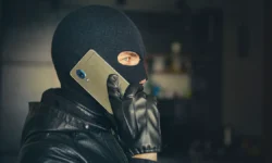 Пенсионерка стала жертвой мошенников, и правоохранительные органы восстанавливают справедливость pensionerka stala zhertvoj moshennikov i pravoohranitelnye organy vosstanavlivayut spravedlivost-ul-rks-ru-0