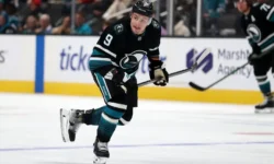 Сан-Хосе Шаркс проиграли Детройт Ред Уингз, где Дмитрий Орлов и Лукас Рэймонд стали ключевыми фигурами sanhose sharks proigrali detrojt red uingz gde dmitrij orlov i lukas rejmond stali klyuchevymi figurami-ul-rks-ru-0