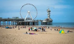 Тревел-блогер делится впечатлениями о пляже Схевенинген в Гааге trevelbloger delitsya vpechatleniyami o plyazhe sheveningen v gaage-ul-rks-ru-0