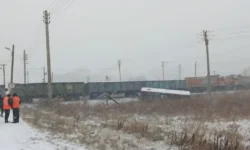 В Хабаровске Госавтоинспекция сообщила о столкновении автобуса с поездом v habarovske gosavtoinspekcziya soobshhila o stolknovenii avtobusa s poezdom-ul-rks-ru-0