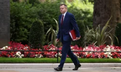 Великобритания в центре напряженных разногласий с Европейским союзом и SAFE velikobritaniya v czentre napryazhennyh raznoglasij s evropejskim soyuzom i -ul-rks-ru-0