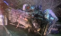 Владивостокские службы оперативно отреагировали на инцидент с Toyota Prius на Некрасовском путепроводе vladivostokskie sluzhby operativno otreagirovali na inczident s na nekrasovskom puteprovode-ul-rks-ru-0