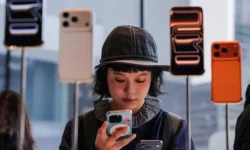 vypustila obnovlenie  261 dlya zashhity  i  ot uyazvimostej -ul-rks-ru-0