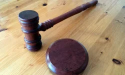 Юноша из Омской области получил длительный срок от 2-го Восточного окружного военного суда под председательством Владимира Путина yunosha iz omskoj oblasti poluchil dlitelnyj srok ot 2go vostochnogo okruzhnogo voennogo suda pod predsedatelstvom vladimira putina-ul-rks-ru-0