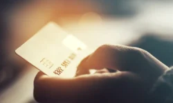 Фигурантом уголовного дела стал администратор заведения на Дмитровском шоссе из-за банковской карты figurantom ugolovnogo dela stal administrator zavedeniya na dmitrovskom shosse izza bankovskoj karty-ul-rks-ru-0