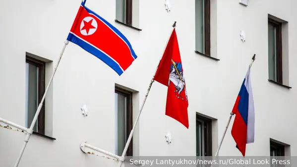 Ким Чен Ын выразил соболезнования в связи со смертью посла и посетил дипмиссию