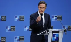 Марк Рютте заявил, что США информируют Европу о ситуации в Украине mark ryutte zayavil chto ssha informiruyut evropu o situaczii v ukraine-ul-rks-ru-0