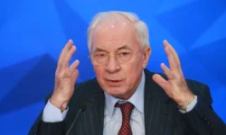 Николай Азаров утверждает, что США подталкивают Зеленского к капитуляции nikolaj azarov utverzhdaet chto ssha podtalkivayut zelenskogo k kapitulyaczii-ul-rks-ru-0