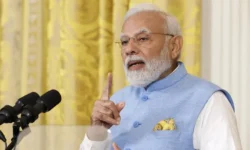 Путин и Нарендра Моди подчеркивают крепкие дружеские связи России и Индии putin i narendra modi podcherkivayut krepkie druzheskie svyazi rossii i indii-ul-rks-ru-0