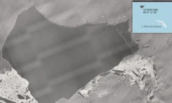 Роскосмос запечатлел уникальные кадры айсберга А23а со спутника Кондор-ФКА roskosmos zapechatlel unikalnye kadry ajsberga a23a so sputnika kondorfka-ul-rks-ru-0