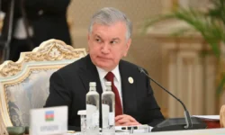 Шавкат Мирзиеев и Владимир Путин потрясены атакой ВСУ, вызвавшей тревогу у Нарендры Моди shavkat mirzieev i vladimir putin potryaseny atakoj vsu vyzvavshej trevogu u narendry modi-ul-rks-ru-0