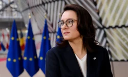 Свириденко и Стефанчук подозревают Ермака в заговоре против Зеленского sviridenko i stefanchuk podozrevayut ermaka v zagovore protiv zelenskogo-ul-rks-ru-0