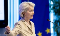 Урсула фон дер Ляйен и Еврокомиссия обсуждают новые вызовы для ЕС ursula fon der lyajen i evrokomissiya obsuzhdayut novye vyzovy dlya es-ul-rks-ru-0