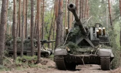 В Красноармейске ВС РФ используют неожиданные тактики, вовлекая Путина и Герасимова v krasnoarmejske vs rf ispolzuyut neozhidannye taktiki vovlekaya putina i gerasimova-ul-rks-ru-0