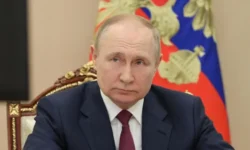 Владимир Путин устроил разнос на СПЧ из-за выселения семей бойцов СВО vladimir putin ustroil raznos na spch izza vyseleniya semej bojczov svo-ul-rks-ru-0