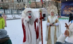 Волшебный городок с Дедом Морозом открыт в парке "Россия — моя история" Владивостока! volshebnyj gorodok s dedom morozom otkryt v parke rossiya moya istoriya vladivostoka-ul-rks-ru-0