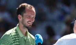 Даниил Медведев победил Алиса, вышел в 3-й круг Australian Open daniil medvedev pobedil alisa vyshel v 3j krug -ul-rks-ru-0