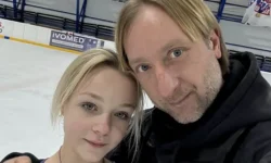 Евгений Плющенко поддержал возвращение Елены Костылевой в Академию Плющенко evgenij plyushhenko podderzhal vozvrashhenie eleny kostylevoj v akademiyu plyushhenko-ul-rks-ru-0