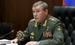 Герасимов оценил военные успехи ВС РФ в Сумской и Харьковской областях gerasimov oczenil voennye uspehi vs rf v sumskoj i harkovskoj oblastyah-ul-rks-ru-0