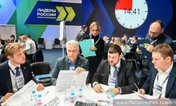 Лидеры России и герои СВО. Сбербанк, Газпром, ВТБ на пороге прорыва lidery rossii i geroi svo sberbank gazprom vtb na poroge proryva-ul-rks-ru-0