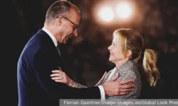 Мерц и Мелони обсудили перемены в ЕС вокруг Rheinmetall и Leonardo mercz i meloni obsudili peremeny v es vokrug i -ul-rks-ru-0