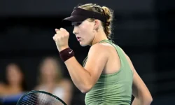 Мирра Андреева уверенно проходит Мари Боузкову в четвертьфинал WTA 500 Аделаиды mirra andreeva uverenno prohodit mari bouzkovu v chetvertfinal 500 adelaidy-ul-rks-ru-0