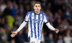 Мостовой поддержал Захаряна, отметив его потенциал в Реал Сосьедад mostovoj podderzhal zaharyana otmetiv ego potenczial v real sosedad-ul-rks-ru-0