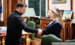 Владимир Зеленский назначает Христю Фриланд на ключевую должность vladimir zelenskij naznachaet hristyu friland na klyuchevuyu dolzhnost-ul-rks-ru-0