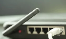 Владимир Зыков и Пётр Щербаченко объяснили безопасное использование Wi-Fi vladimir zykov i pyotr shherbachenko obyasnili bezopasnoe ispolzovanie -ul-rks-ru-0