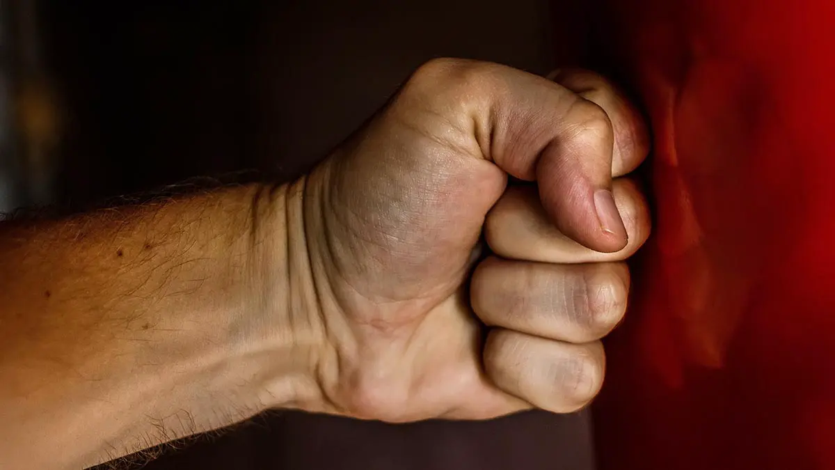 Активистов избили во время антивейп-рейда в Одинцове