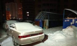 Мусоровозы Спецавтобазы преодолевают зимние преграды Екатеринбурга 2