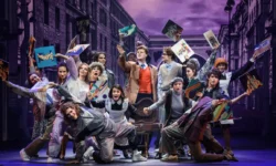 Хиты Бродвея возвращаются: Театр МДМ снова примет мюзикл hity brodveya vozvrashhayutsya teatr mdm snova primet myuzikl-ul-rks-ru-0