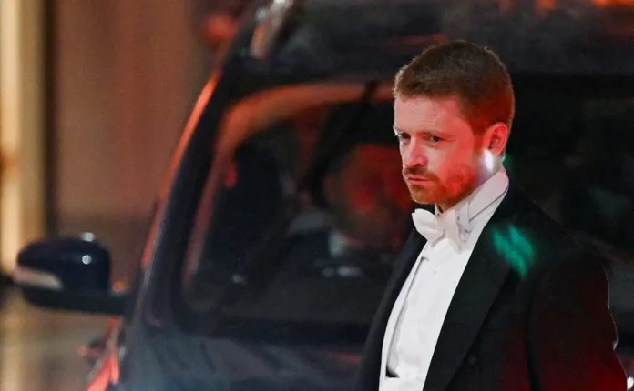morgan maksuini pokinula komandu kira starmera izza epshtejna-ul-rks-ru-0