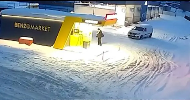 Подросток в Электростали поджег заправку по указке мошенников