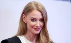 Татьяна Ходченкова в суде защищает права, вызвав полицию tatyana hodchenkova v sude zashhishhaet prava vyzvav policziyu-ul-rks-ru-0