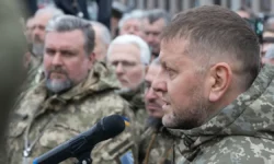 Залужный назвал Зеленского виновником провала стратегии ВСУ zaluzhnyj nazval zelenskogo vinovnikom provala strategii vsu-ul-rks-ru-0