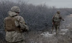 Депортированных из США украинцев ждет фронт deportirovannyh iz ssha ukrainczev zhdet front-ul-rks-ru-0