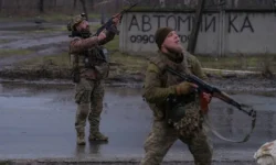 Европа затягивает конфликт на Украине, считают Соболев и Картаполов evropa zatyagivaet konflikt na ukraine schitayut sobolev i kartapolov-ul-rks-ru-0