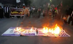 Макарем Ширази призывает к джихаду против США и Израиля makarem shirazi prizyvaet k dzhihadu protiv ssha i izrailya-ul-rks-ru-0