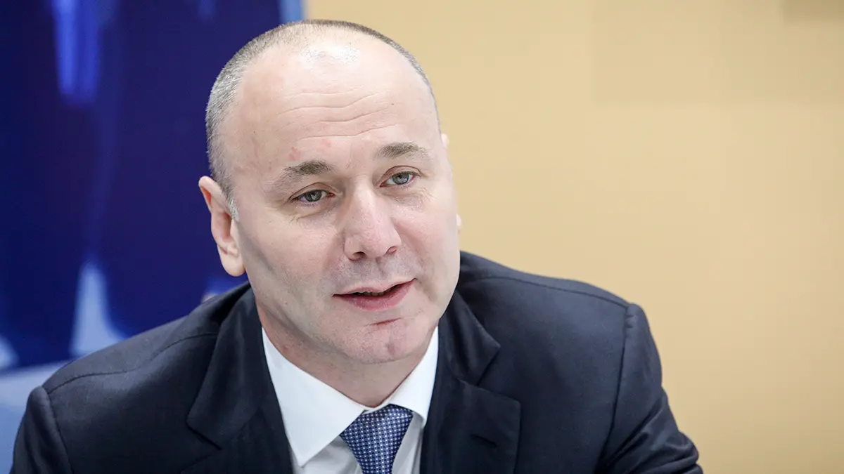 Музаев: Рособрнадзор обсуждает отмену школьных домашних заданий из-за появления ИИ