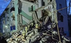 ataka dronov vsu na mnogoetazhku v syzrani postradali lyudi-ul-rks-ru-0